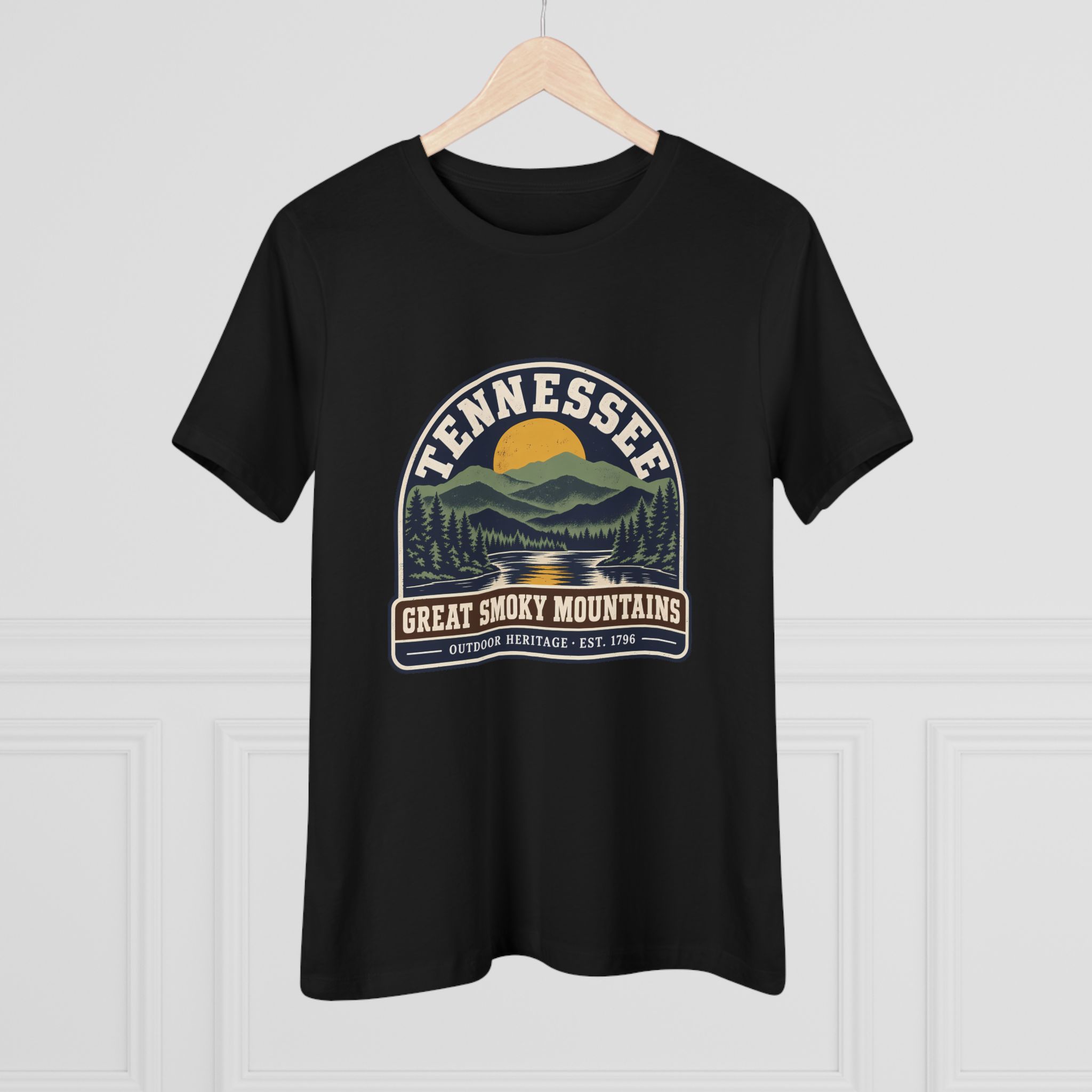 Tennessee Great Smoky Mountains Women's Relaxed Tee in Black
