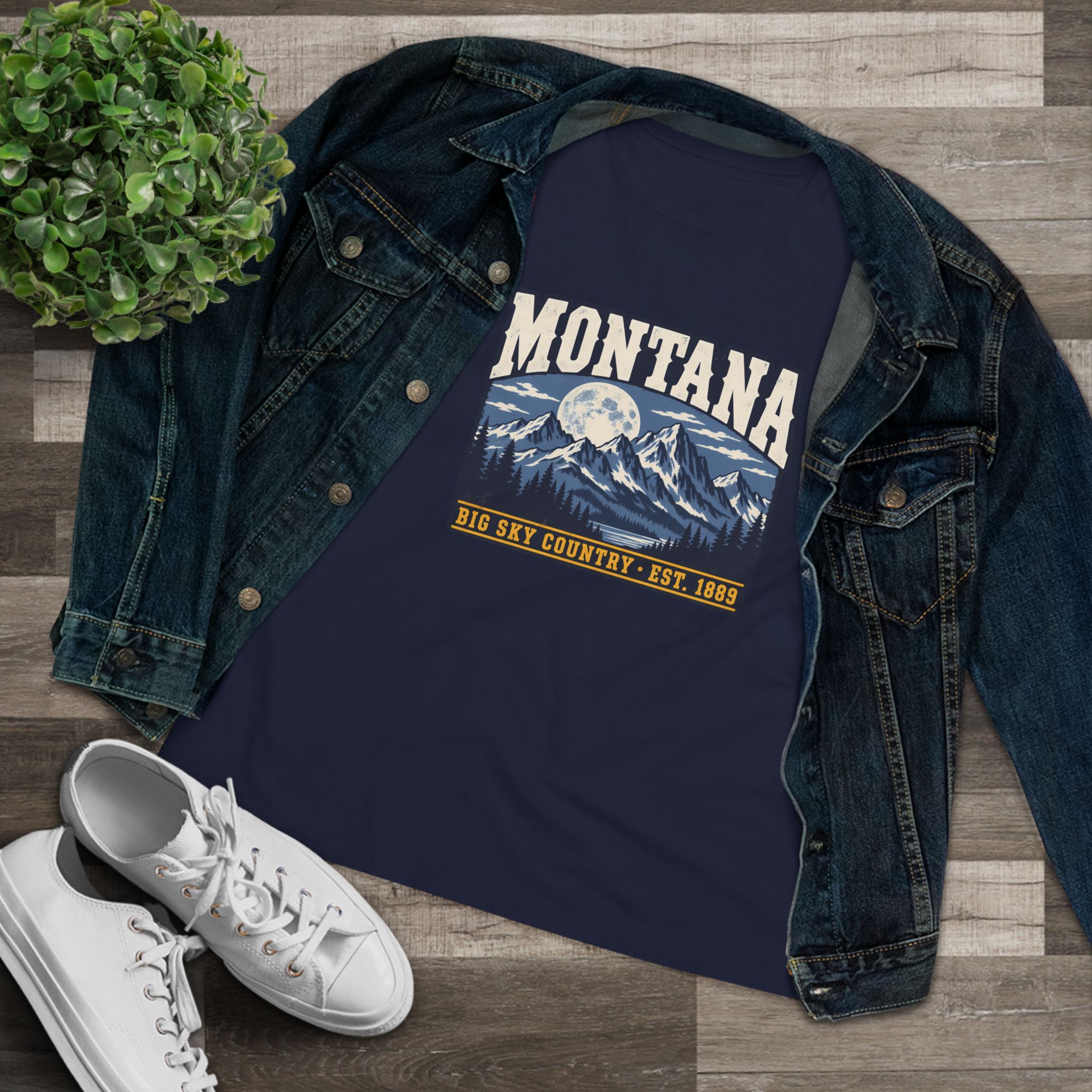 Montana Big Sky Country Women's Relaxed Tee in Navy