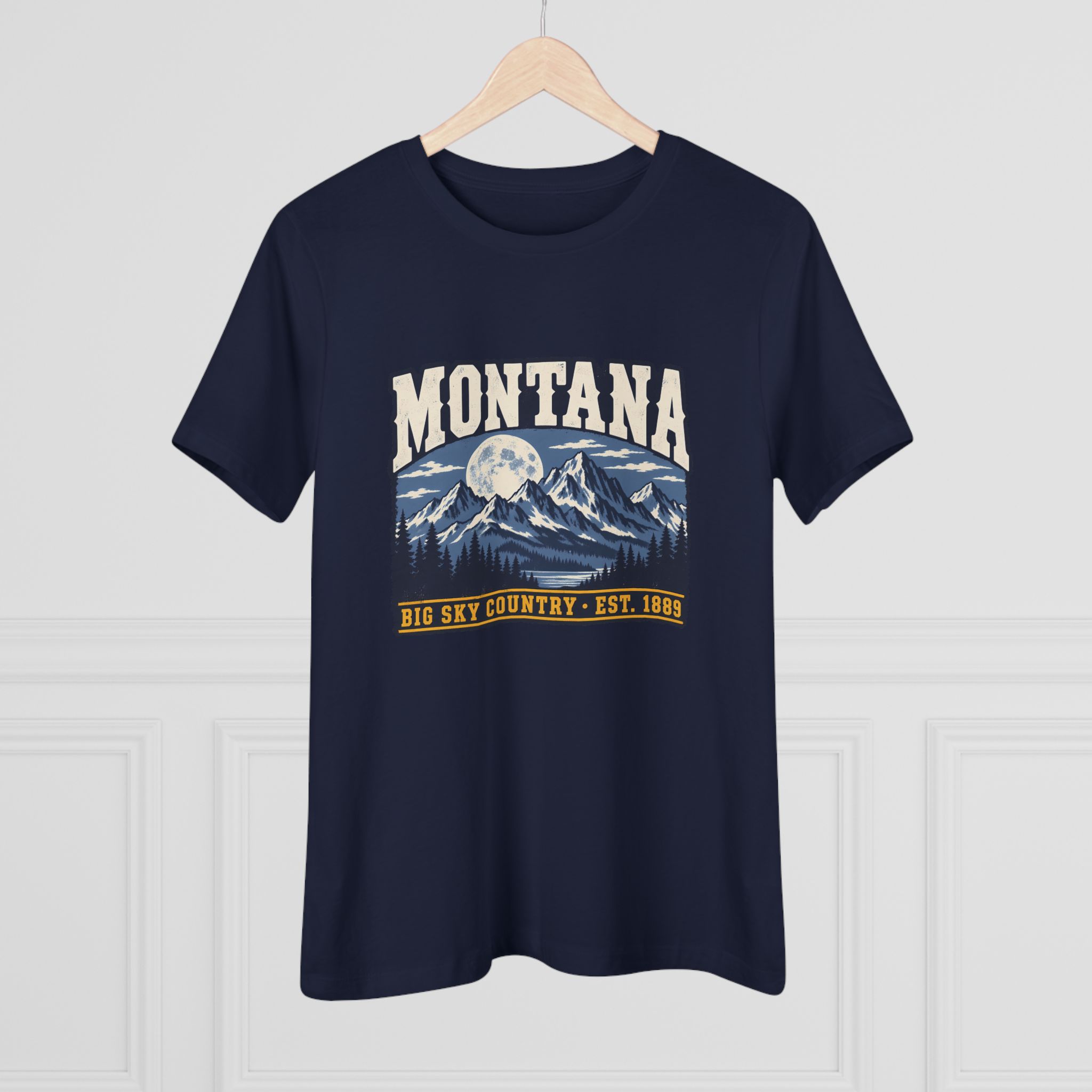 Montana Big Sky Country Women's Relaxed Tee in Navy